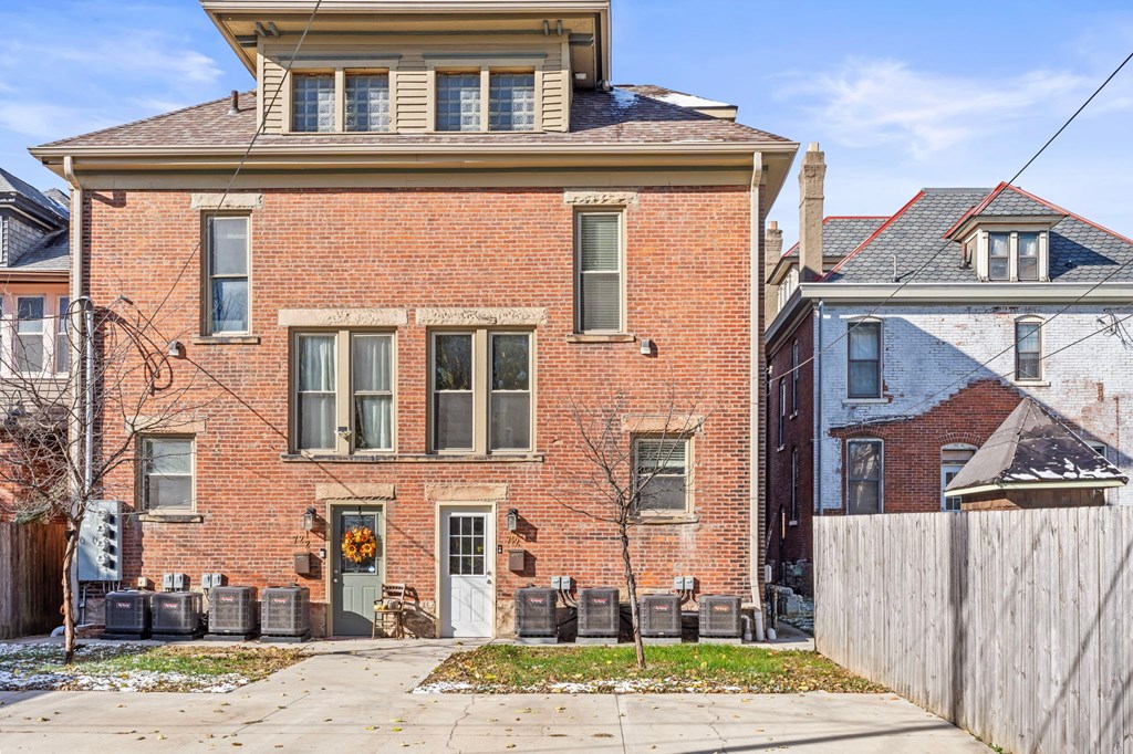 74 1/2 N Ohio Avenue 3 Beds House for Rent - Photo Gallery 63