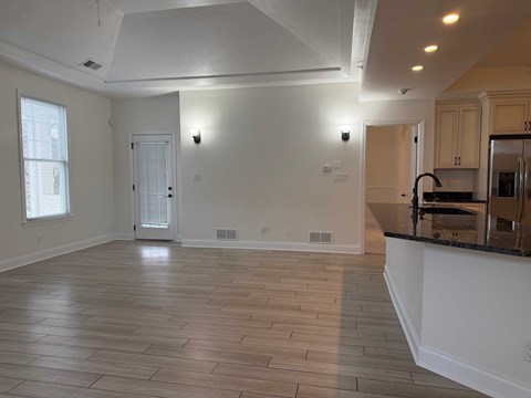 210 Adams Pointe Blvd, Unit 4 2 Beds Apartment for Rent