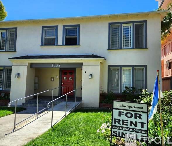 A studio apartment is for rent and is located at 1032.