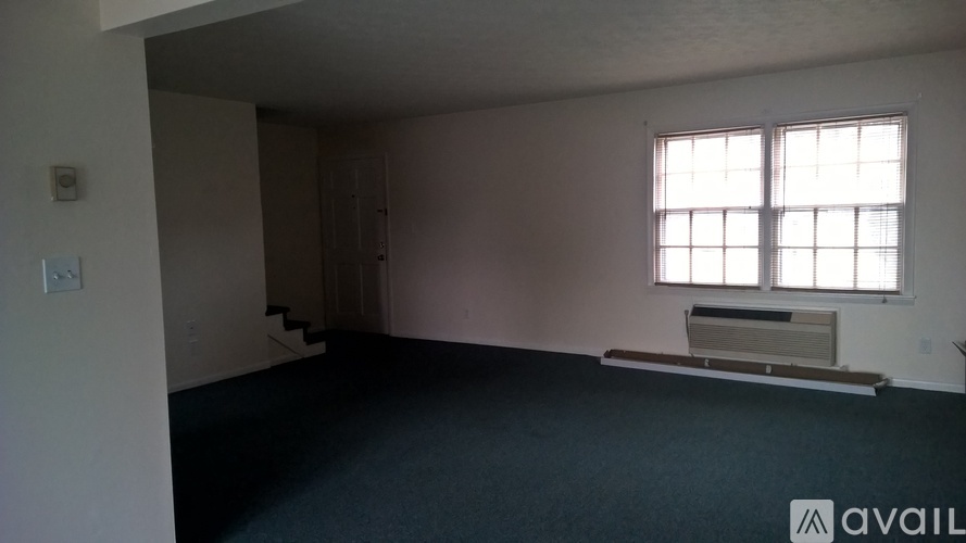 1500 Springdale Ave 3 Beds Apartment for Rent - Photo gallery 1
