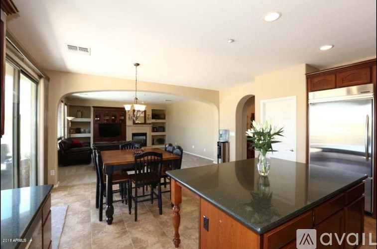 11197 North 89th Street 5 Beds Single Family Home for Rent - Photo Gallery 4