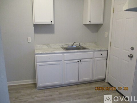 20100 Schaefer 2 Beds Apartment for Rent