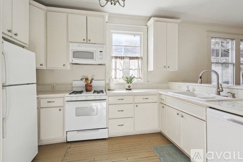 2433 Palmer Ave 2 Beds Apartment for Rent