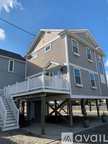 183 West Atlantic Way 3 Beds Apartment for Rent