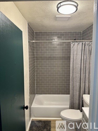 1802 West House Street, Unit A 2 Beds Single Family Home for Rent - Photo Gallery 12