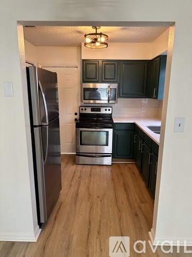 1802 West House Street, Unit A 2 Beds Single Family Home for Rent - Photo Gallery 7