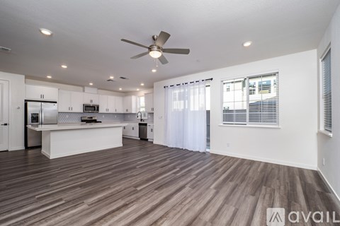 9037 Summit Ln 3 Beds Single Family Home for Rent - Photo Gallery 11