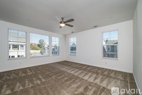 9037 Summit Ln 3 Beds Single Family Home for Rent - Photo Gallery 15