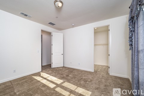 9037 Summit Ln 3 Beds Single Family Home for Rent - Photo Gallery 22