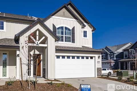 9037 Summit Ln 3 Beds Single Family Home for Rent - Photo Gallery 4