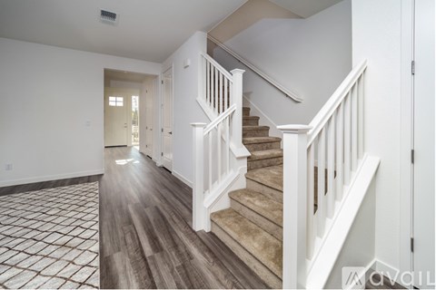 9037 Summit Ln 3 Beds Single Family Home for Rent - Photo Gallery 5