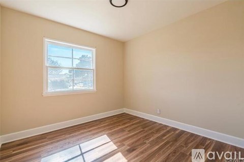 4121 W 183 Rd St 3 Beds Single Family Home for Rent - Photo Gallery 11