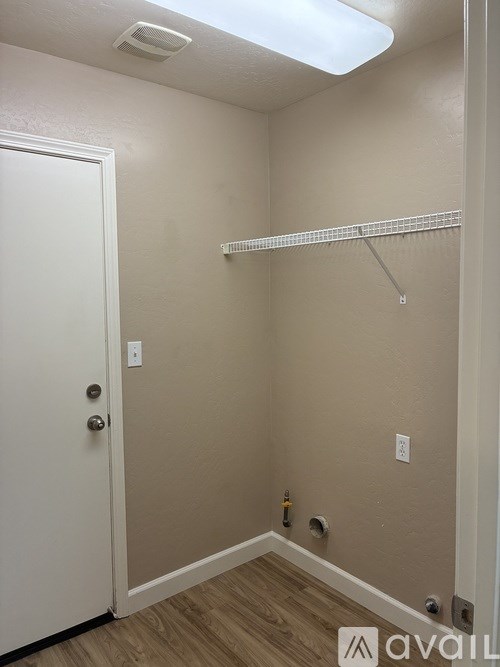 4734 W Reese Ave 3 Beds Single Family Home for Rent - Photo Gallery 10