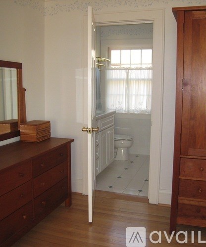 133 Glenwood Avenue 3 Beds Single Family Home for Rent - Photo Gallery 11