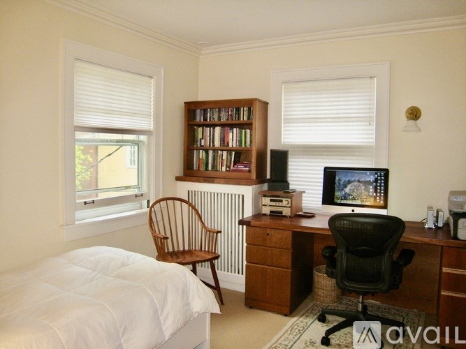 133 Glenwood Avenue 3 Beds Single Family Home for Rent - Photo Gallery 10