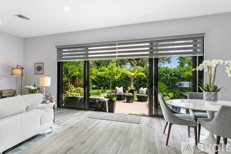 3211 Santa Catalina Place 3 Beds Townhouse for Rent - Photo Gallery 16