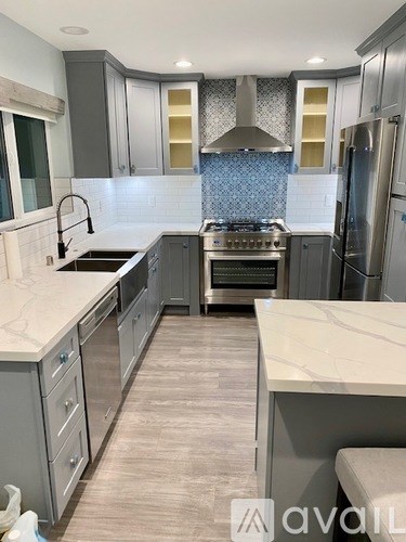 148 Galsworthy Street Unit B 1 Bed Single Family Home for Rent - Photo Gallery 1