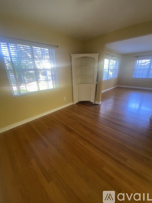 612 Stetson Street 3 Beds Single Family Home for Rent - Photo Gallery 16