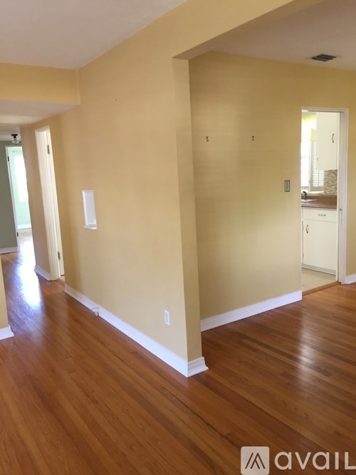 612 Stetson Street 3 Beds Single Family Home for Rent - Photo Gallery 22