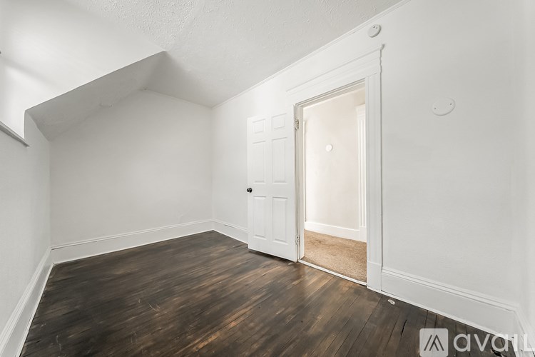 1453 West 101st Street 3 Beds Single Family Home for Rent - Photo Gallery 26