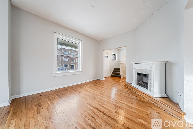 1453 West 101st Street 3 Beds Single Family Home for Rent - Photo Gallery 27