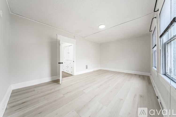 1453 West 101st Street 3 Beds Single Family Home for Rent - Photo Gallery 30