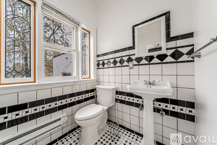 1453 West 101st Street 3 Beds Single Family Home for Rent - Photo Gallery 10