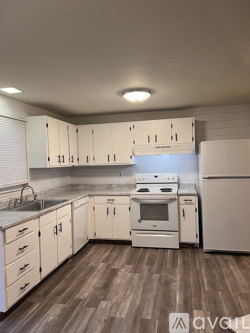 7616 Mount Hood 3 Beds Townhouse for Rent - Photo Gallery 2