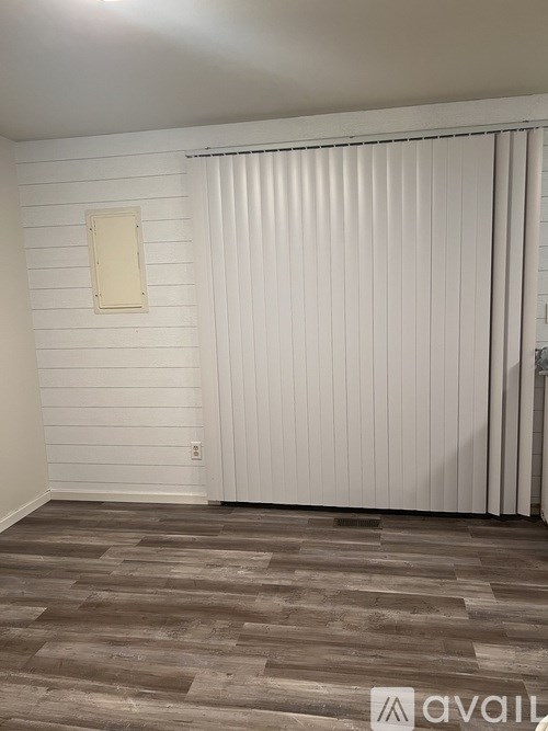 7616 Mount Hood 3 Beds Townhouse for Rent - Photo Gallery 6