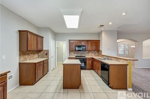 10020 Chadbourne Rd 3 Beds Single Family Home for Rent - Photo Gallery 7