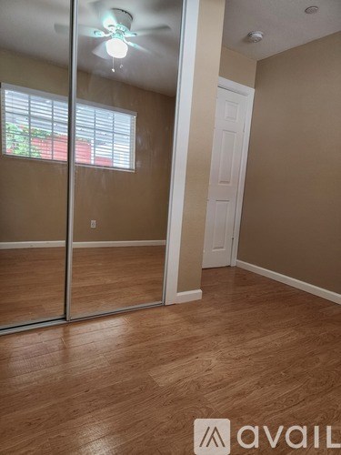 504 Carlsbad St 3 Beds Single Family Home for Rent - Photo Gallery 10