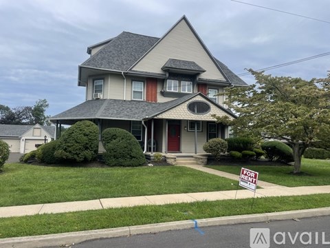 116 Summit Ave 2 Beds Apartment for Rent