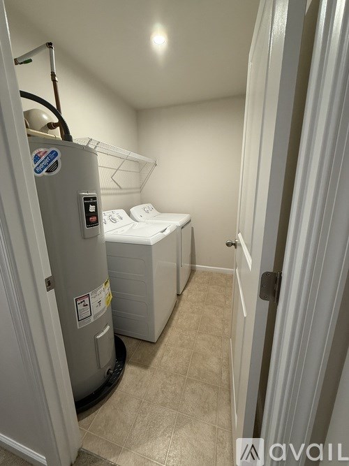 704 Braeswood Street 3 Beds Single Family Home for Rent - Photo Gallery 2