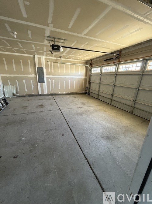 704 Braeswood Street 3 Beds Single Family Home for Rent - Photo Gallery 8