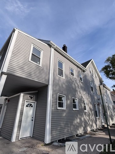 48 N York St 7 Beds Apartment for Rent - Photo Gallery 2