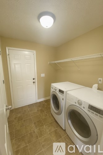 2904 Katonka Court 4 Beds Single Family Home for Rent - Photo Gallery 6