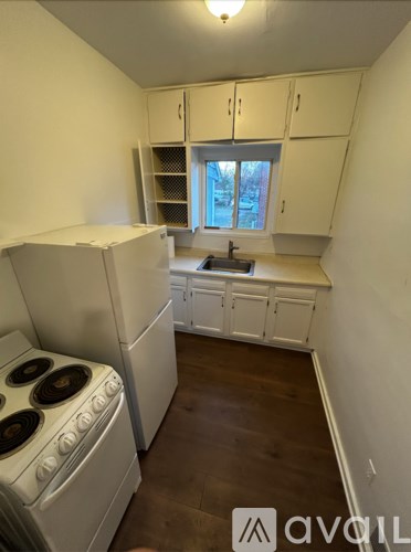 917 W Cross St 2 Beds Apartment for Rent - Photo Gallery 9