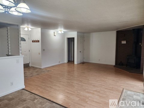 17824 Pesante Rd 4 Beds Single Family Home for Rent - Photo Gallery 11