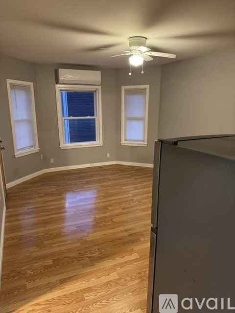 74 Liberty Street 3 Beds Apartment for Rent - Photo Gallery 14