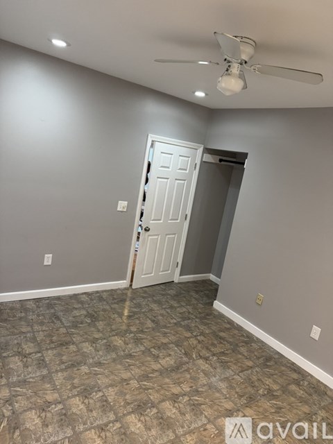 74 Liberty Street 3 Beds Apartment for Rent - Photo Gallery 4