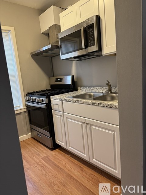 74 Liberty Street 3 Beds Apartment for Rent - Photo Gallery 7