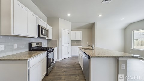 105 Whirlaway Drive 4 Beds Single Family Home for Rent - Photo Gallery 2