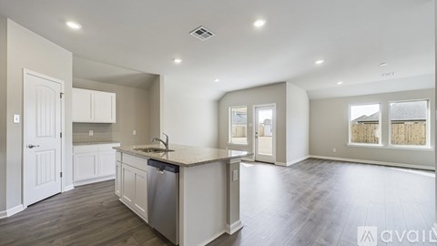 105 Whirlaway Drive 4 Beds Single Family Home for Rent - Photo Gallery 3