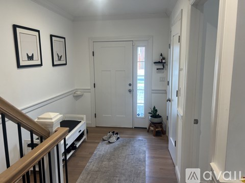 111 Lincoln Ave 4 Beds Apartment for Rent