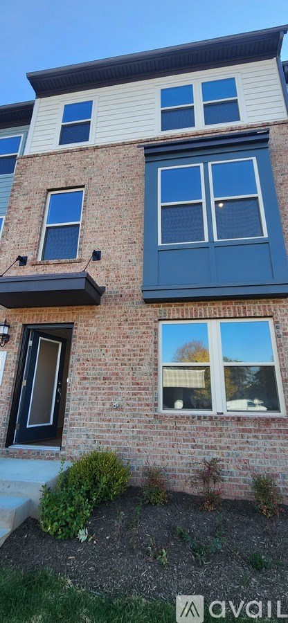 2172 Glacier Rd 4 Beds Apartment for Rent