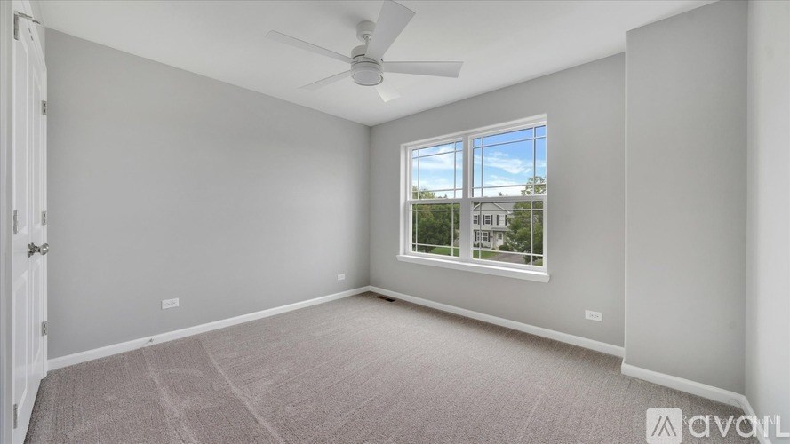 11632 Amberwood Dr 4 Beds Single Family Home for Rent - Photo Gallery 16