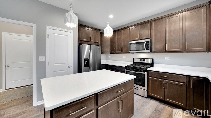 11632 Amberwood Dr 4 Beds Single Family Home for Rent - Photo Gallery 4