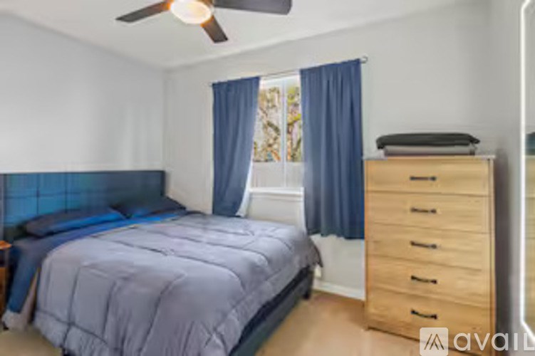 763 18th St NE 2 Beds Single Family Home for Rent - Photo Gallery 8