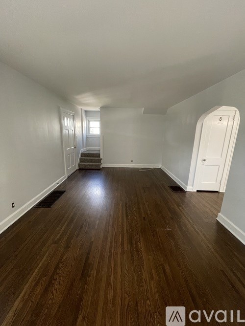 2524 Oakwood Avenue 3 Beds Single Family Home for Rent - Photo Gallery 1