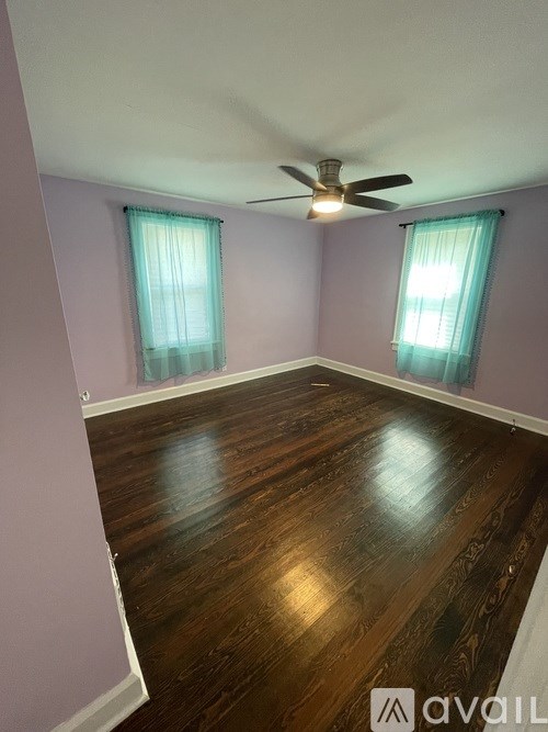 2524 Oakwood Avenue 3 Beds Single Family Home for Rent - Photo Gallery 2